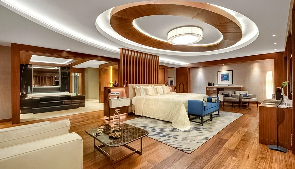 هتل رگنوم کاریا آنتالیا